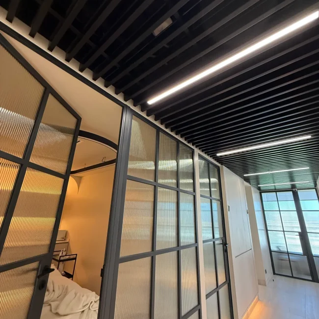 Clínica Estética Skinup - BAFFLE 75