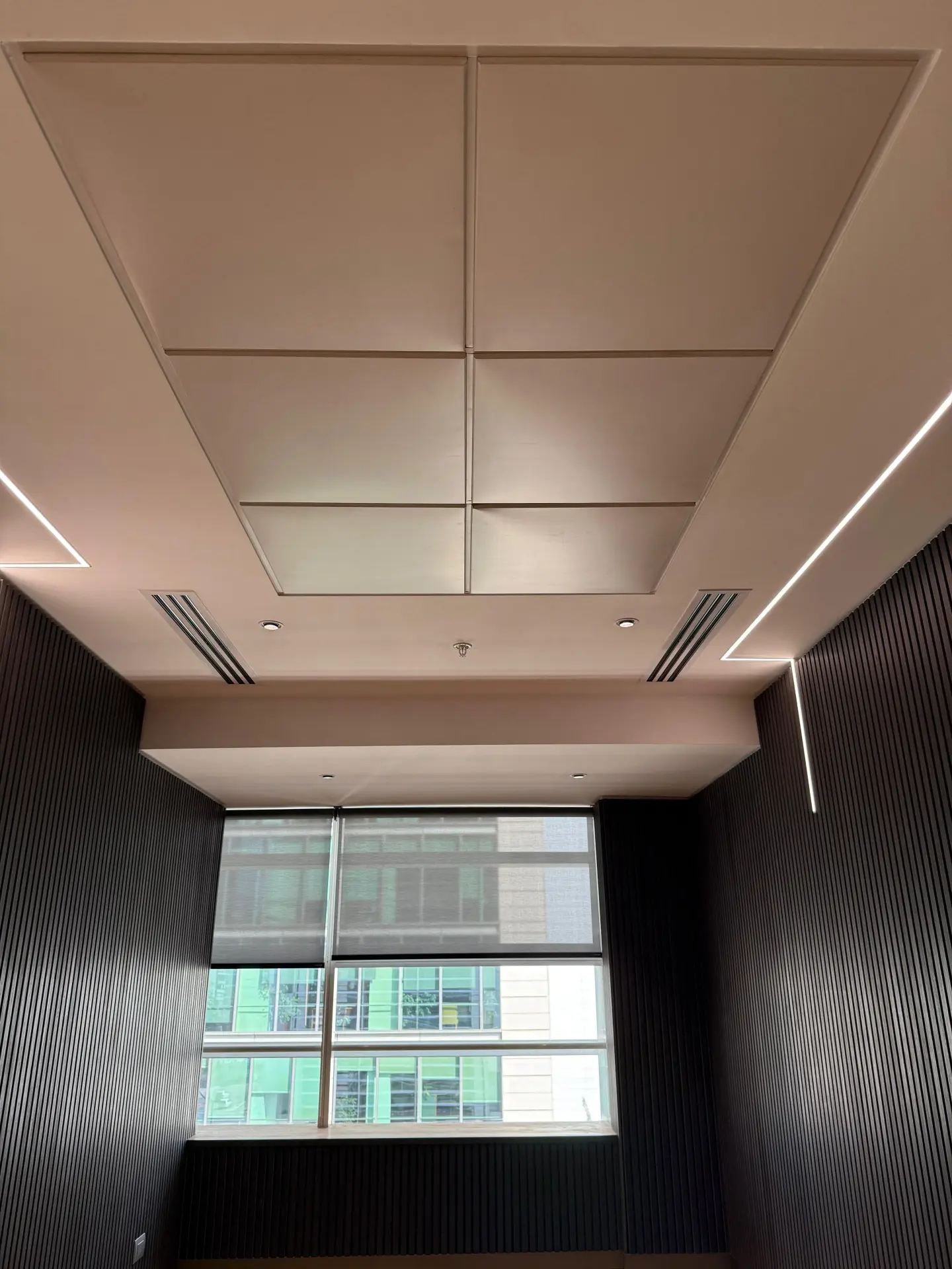 Oficinas Principal - Panel 300L